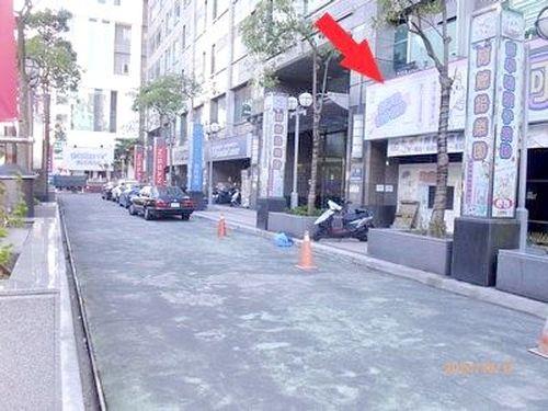 中和法拍店面-7