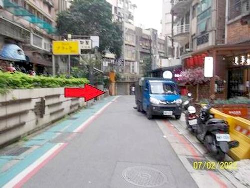 中山區法拍店面-1