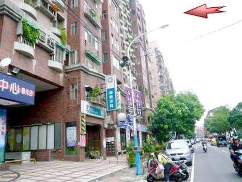 板橋拍賣華廈-2