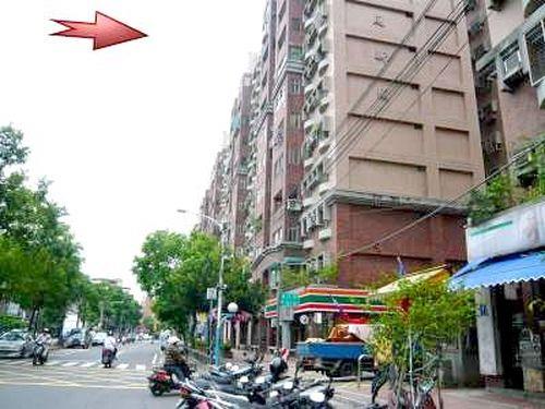 板橋大樓法拍-2