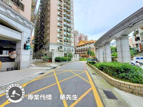 中和法拍大樓-1