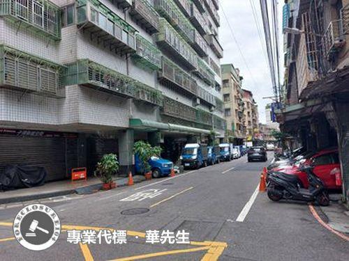 新北板橋華廈法拍-2