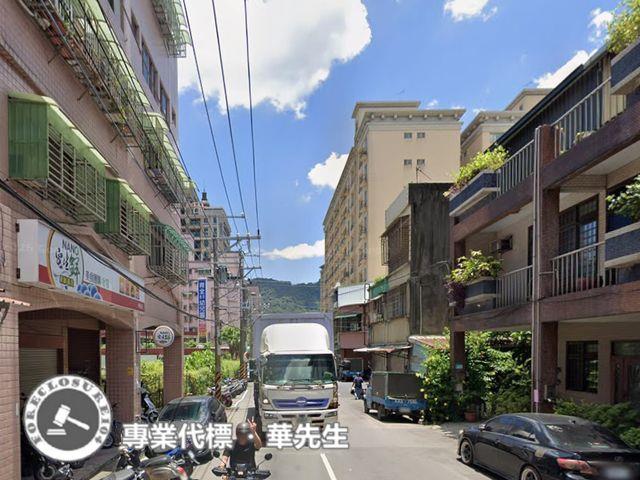 新北鶯歌法拍華廈-3